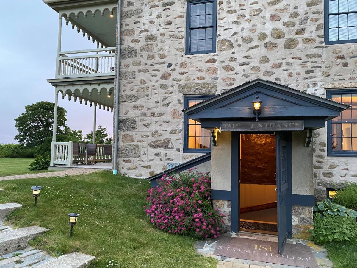 Stone House Inn リトルコンプトン エクステリア 写真