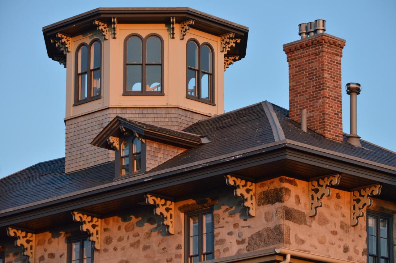 Stone House Inn リトルコンプトン エクステリア 写真