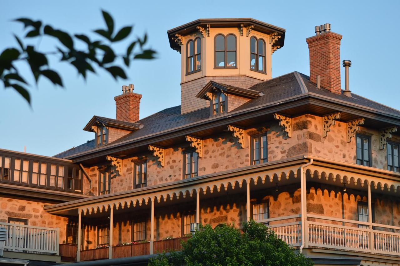 Stone House Inn リトルコンプトン エクステリア 写真